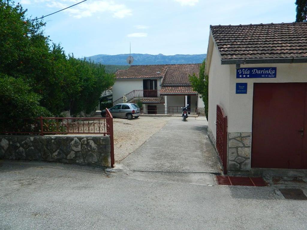 Apartments And Rooms Darinka Vrboska Esterno foto